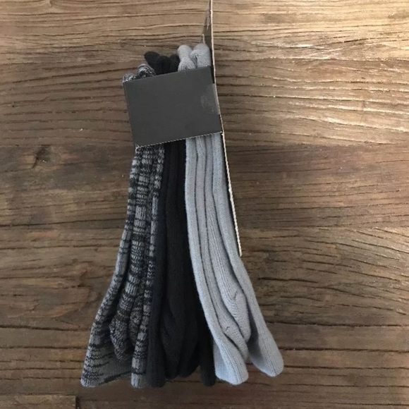 Under Armour Men’s UA Training Crew Socks 3 Pairs - Picture 3 of 5